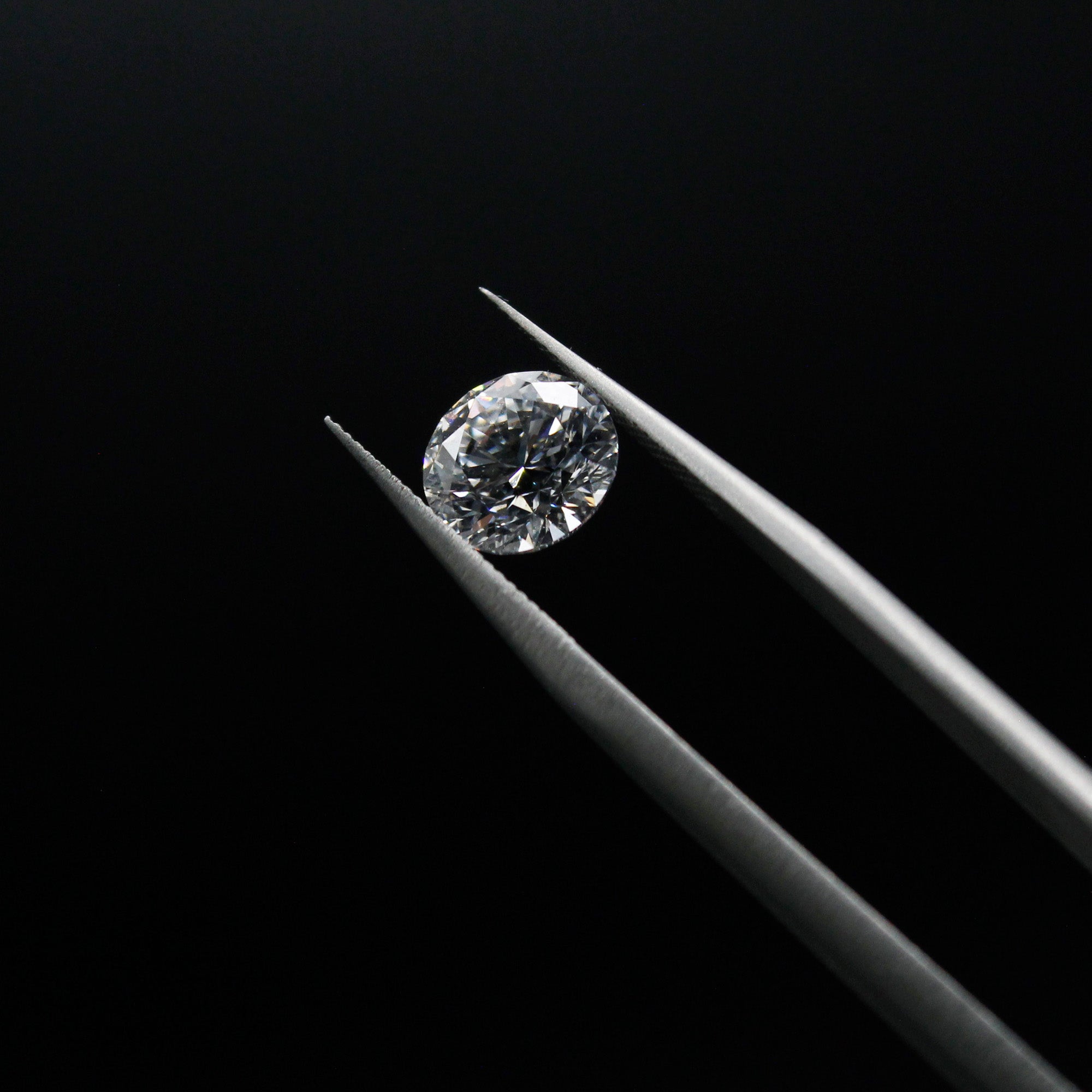 Diamante Redondo Certificado de Laboratorio Color (D-E) Claridad VVS y VS desde .5cts a 2.06